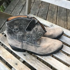 Miz Mooz Cozumel studded ankle boots size 11